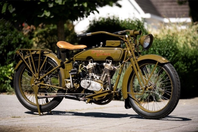 1919er Harley Davidson restauriert