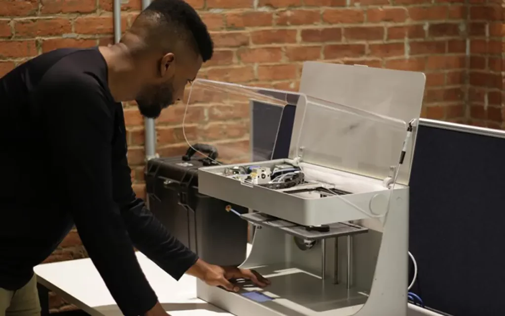 Case Study Clenaware Mark Two und X3 3D-Drucker